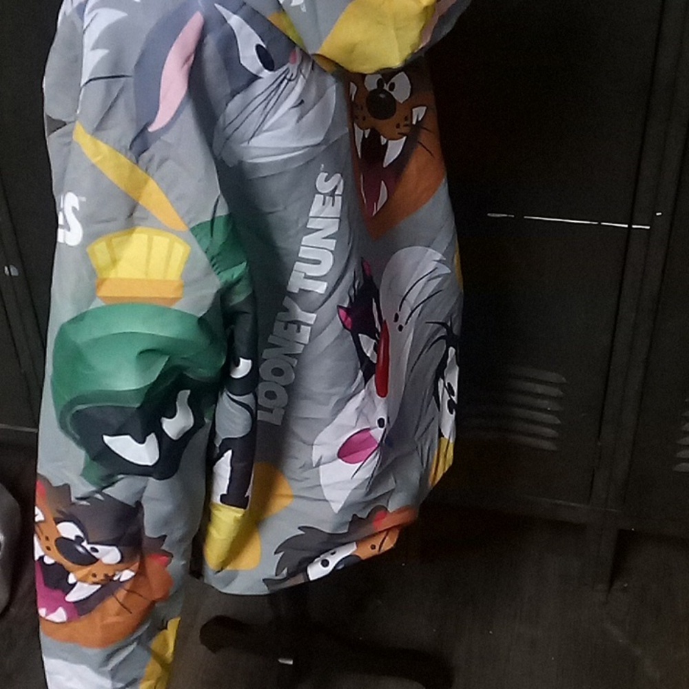 Looney Tunes Kids Jacket - Multicolor Members only best offer - Picture 4 of 9